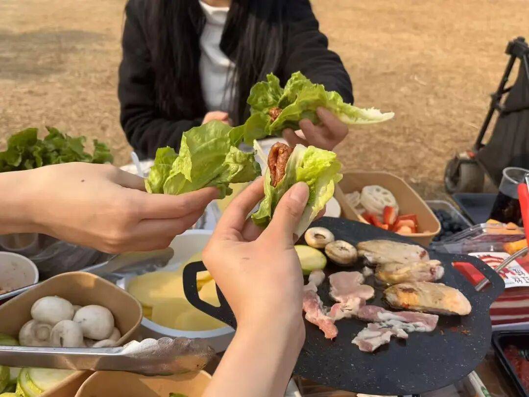 -30%！成都户外又“忙”起来了瓦力娱乐棋牌客流预计增长20%(图3)